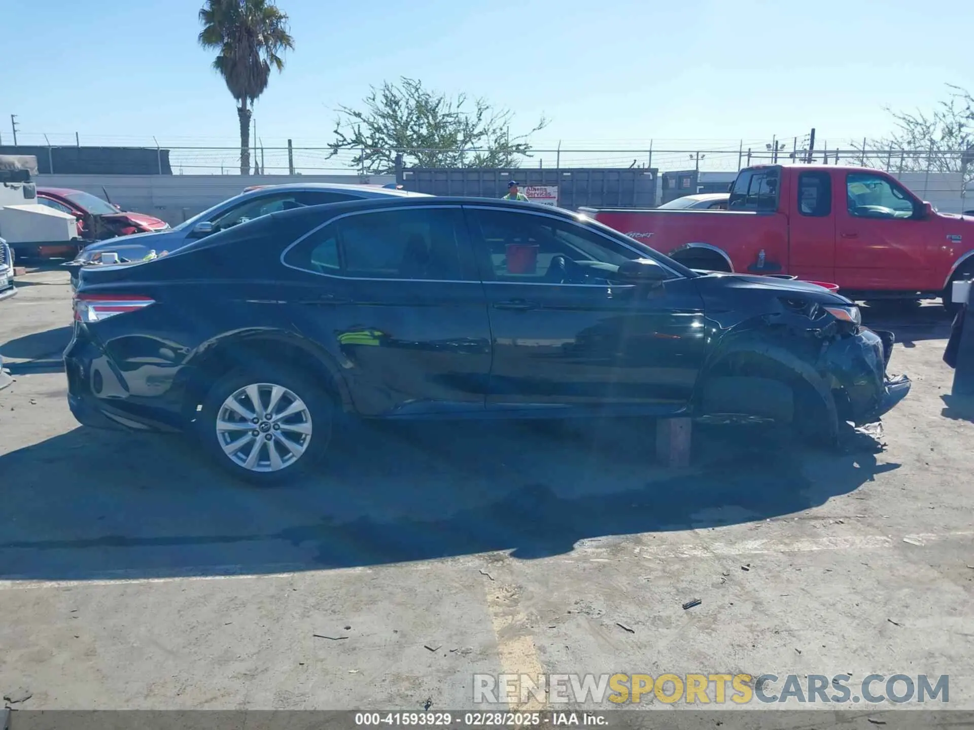 13 Photograph of a damaged car 4T1B11HK8KU793850 TOYOTA CAMRY 2019