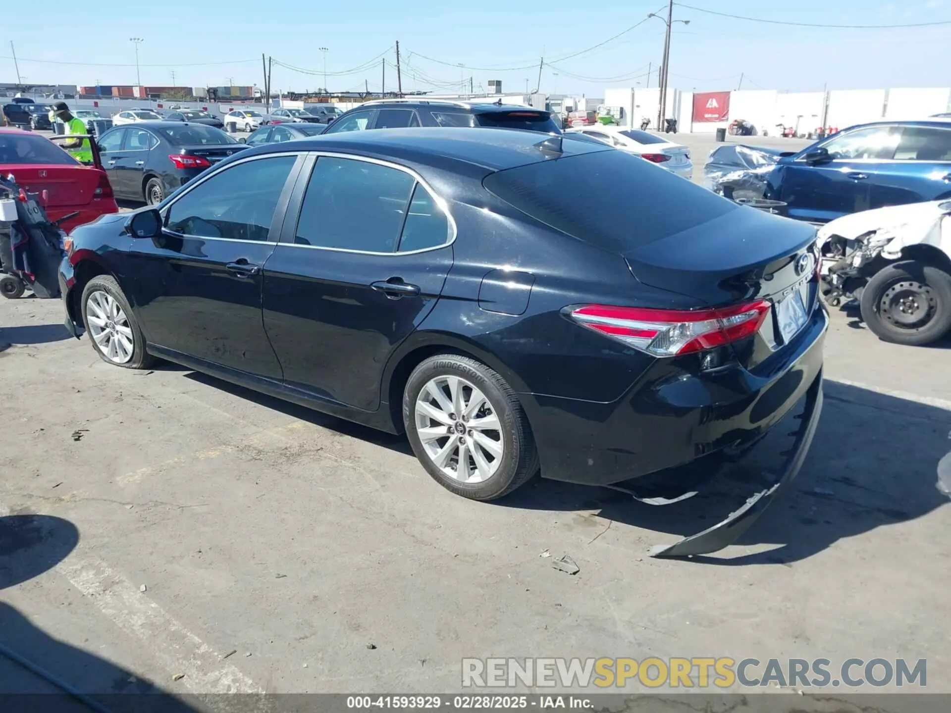 3 Photograph of a damaged car 4T1B11HK8KU793850 TOYOTA CAMRY 2019