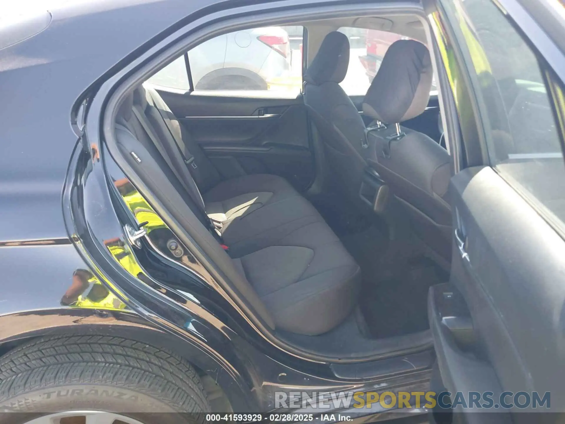 8 Photograph of a damaged car 4T1B11HK8KU793850 TOYOTA CAMRY 2019