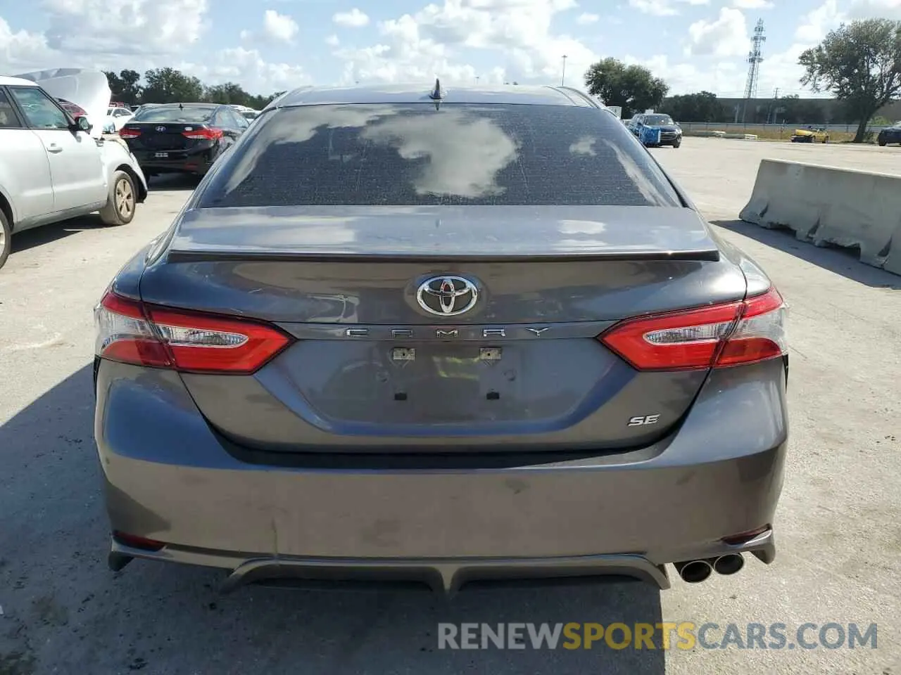 6 Photograph of a damaged car 4T1B11HK8KU795811 TOYOTA CAMRY 2019