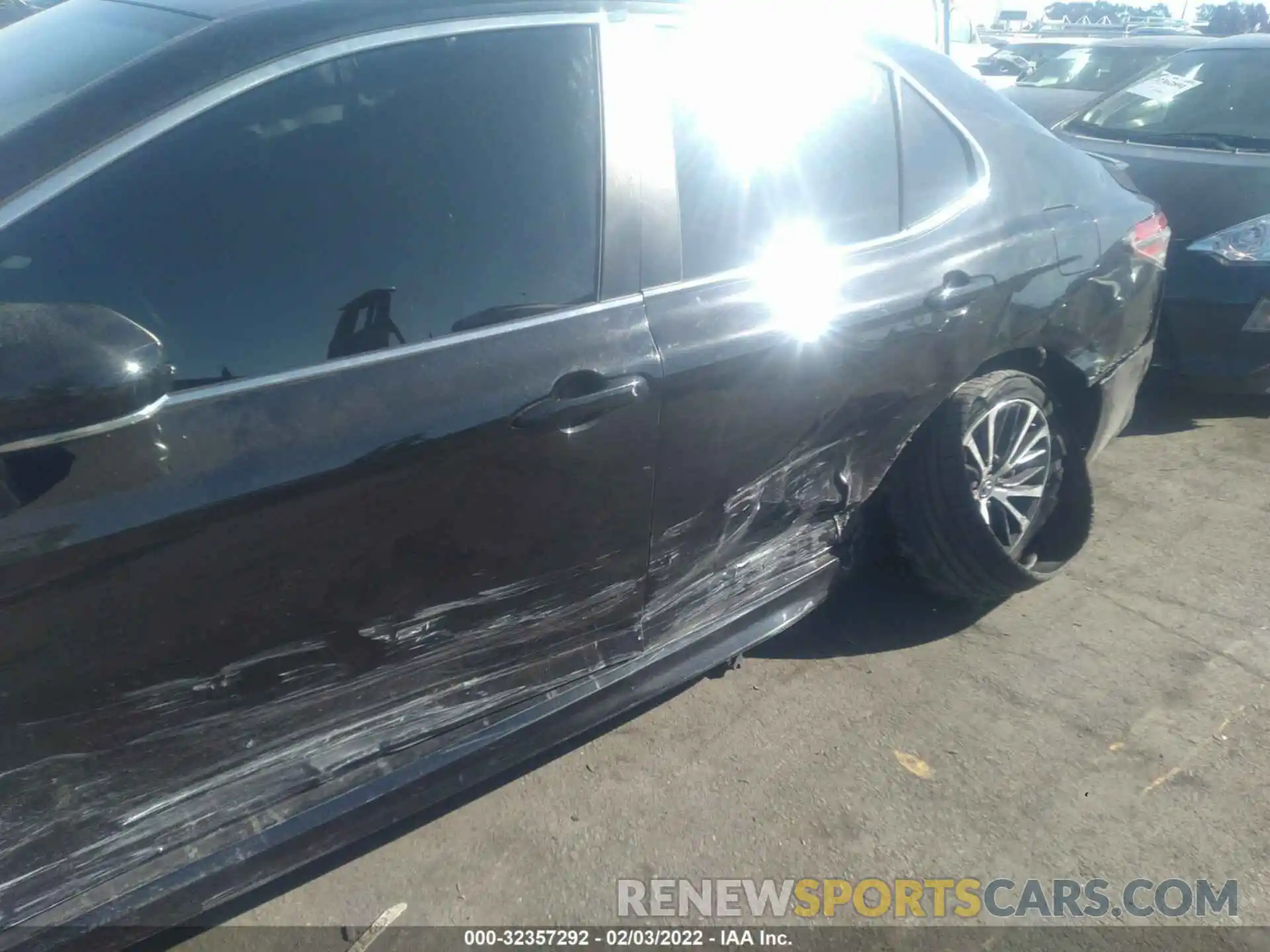 6 Photograph of a damaged car 4T1B11HK8KU800313 TOYOTA CAMRY 2019