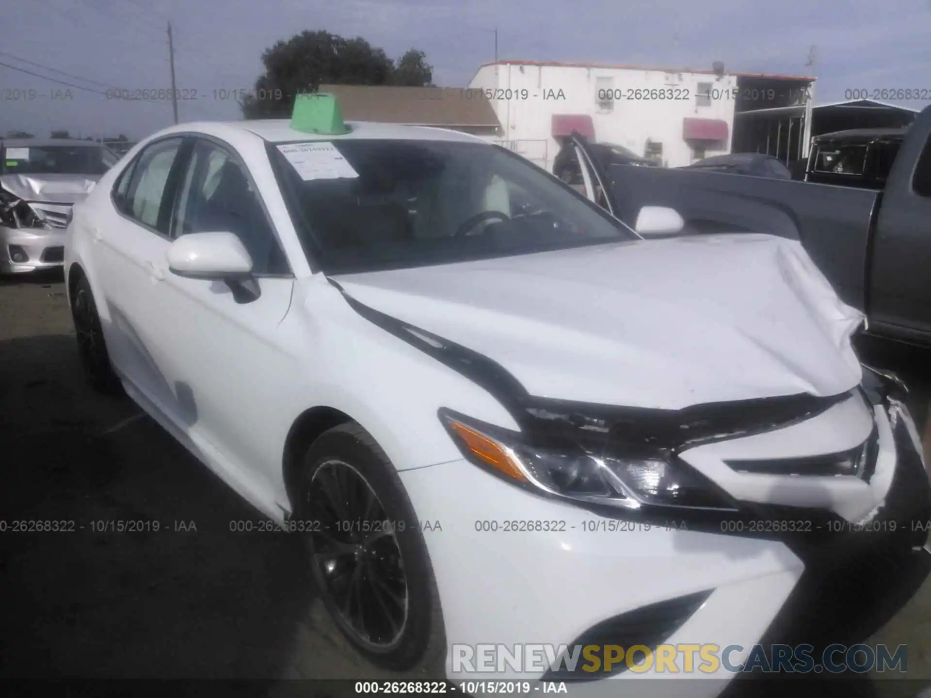 1 Photograph of a damaged car 4T1B11HK8KU801347 TOYOTA CAMRY 2019