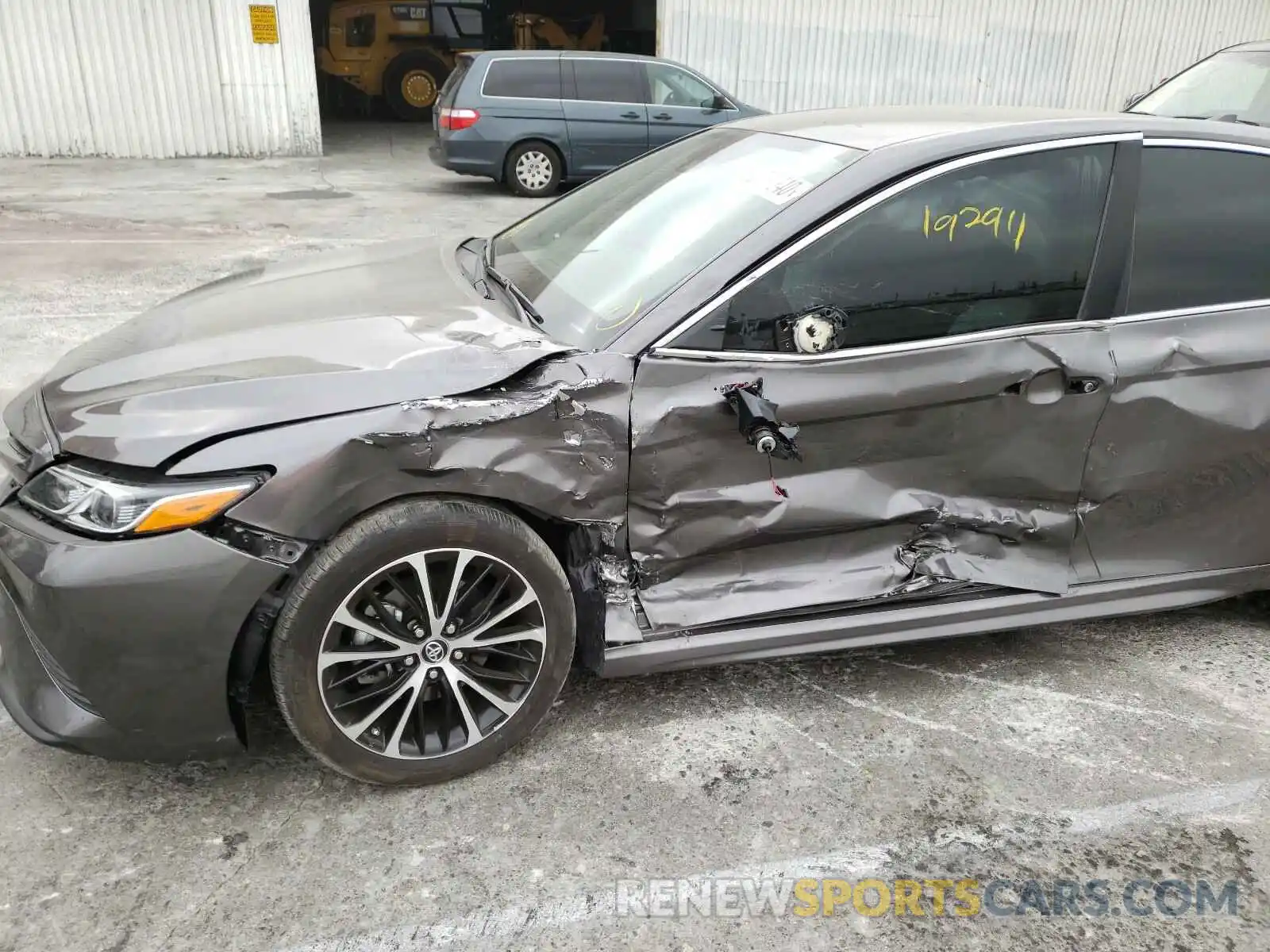 9 Photograph of a damaged car 4T1B11HK8KU806838 TOYOTA CAMRY 2019