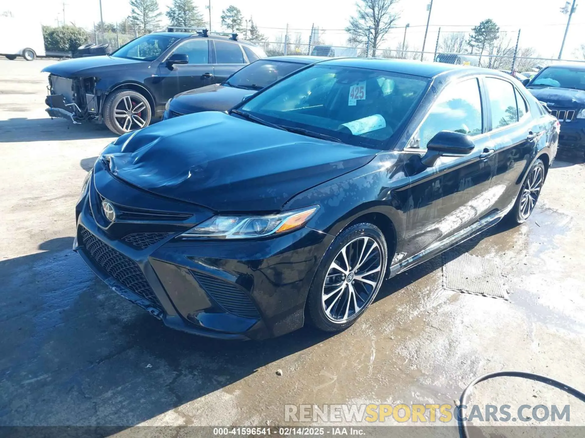 2 Photograph of a damaged car 4T1B11HK8KU808024 TOYOTA CAMRY 2019