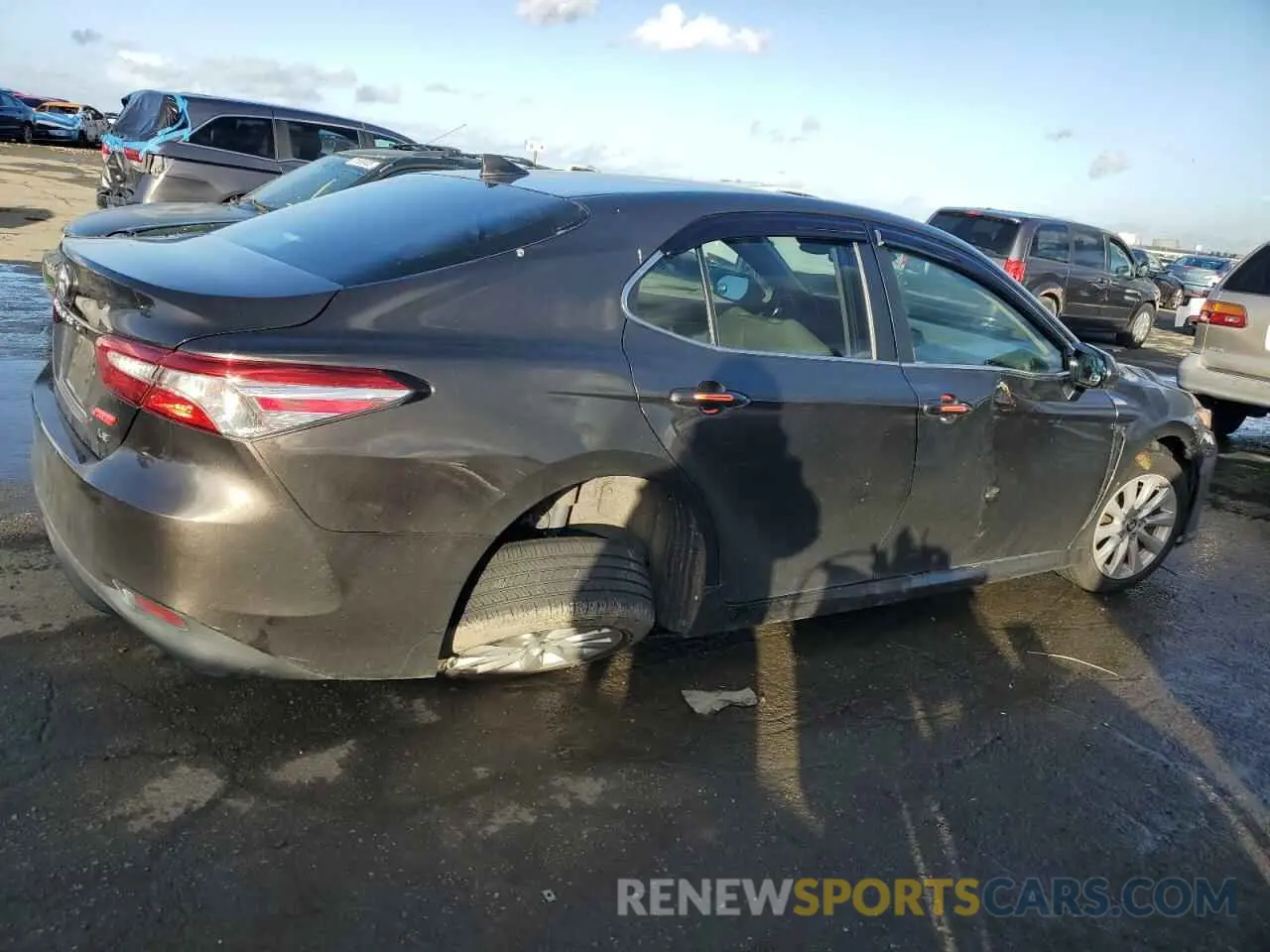 3 Photograph of a damaged car 4T1B11HK8KU812879 TOYOTA CAMRY 2019