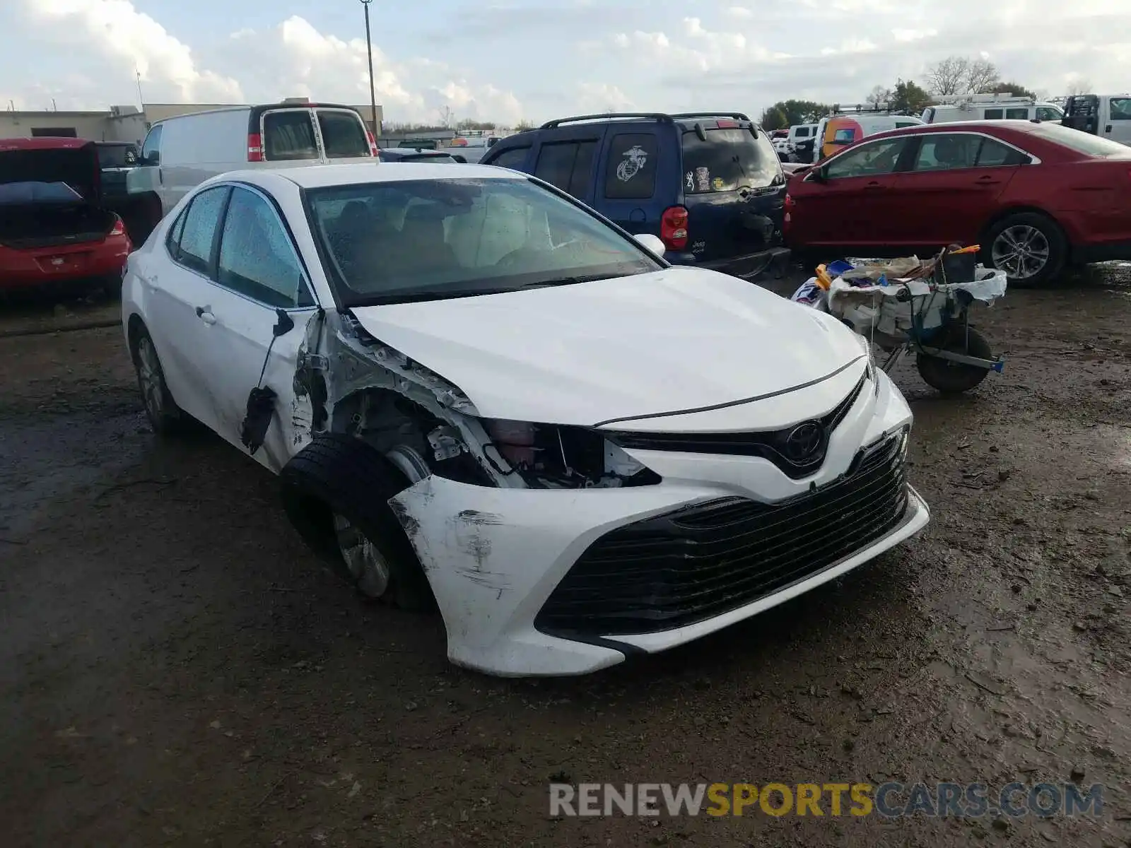 1 Photograph of a damaged car 4T1B11HK8KU813398 TOYOTA CAMRY 2019