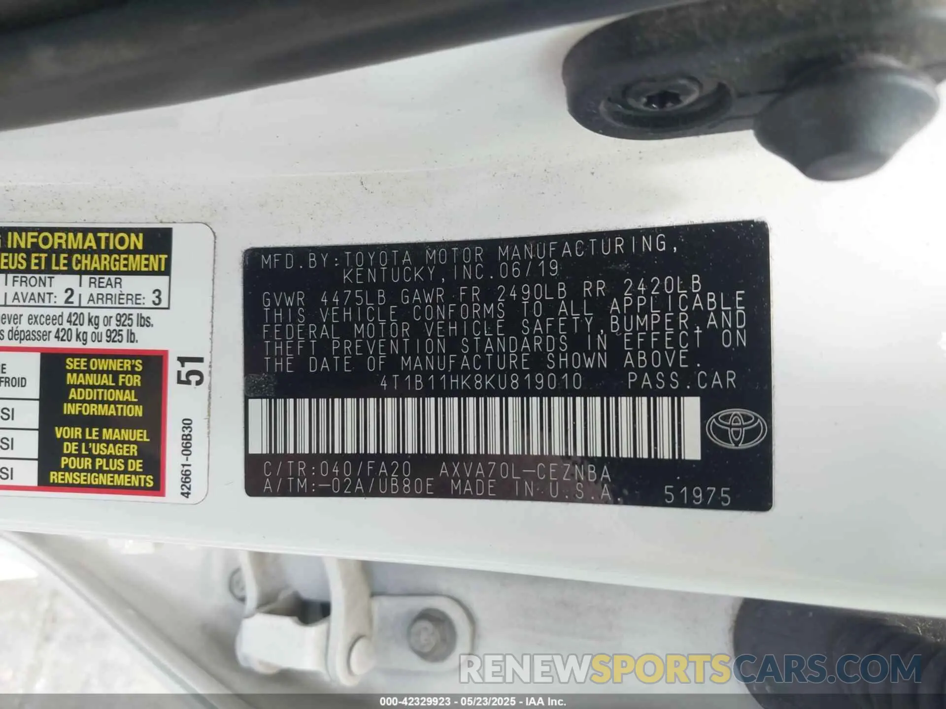 9 Photograph of a damaged car 4T1B11HK8KU819010 TOYOTA CAMRY 2019
