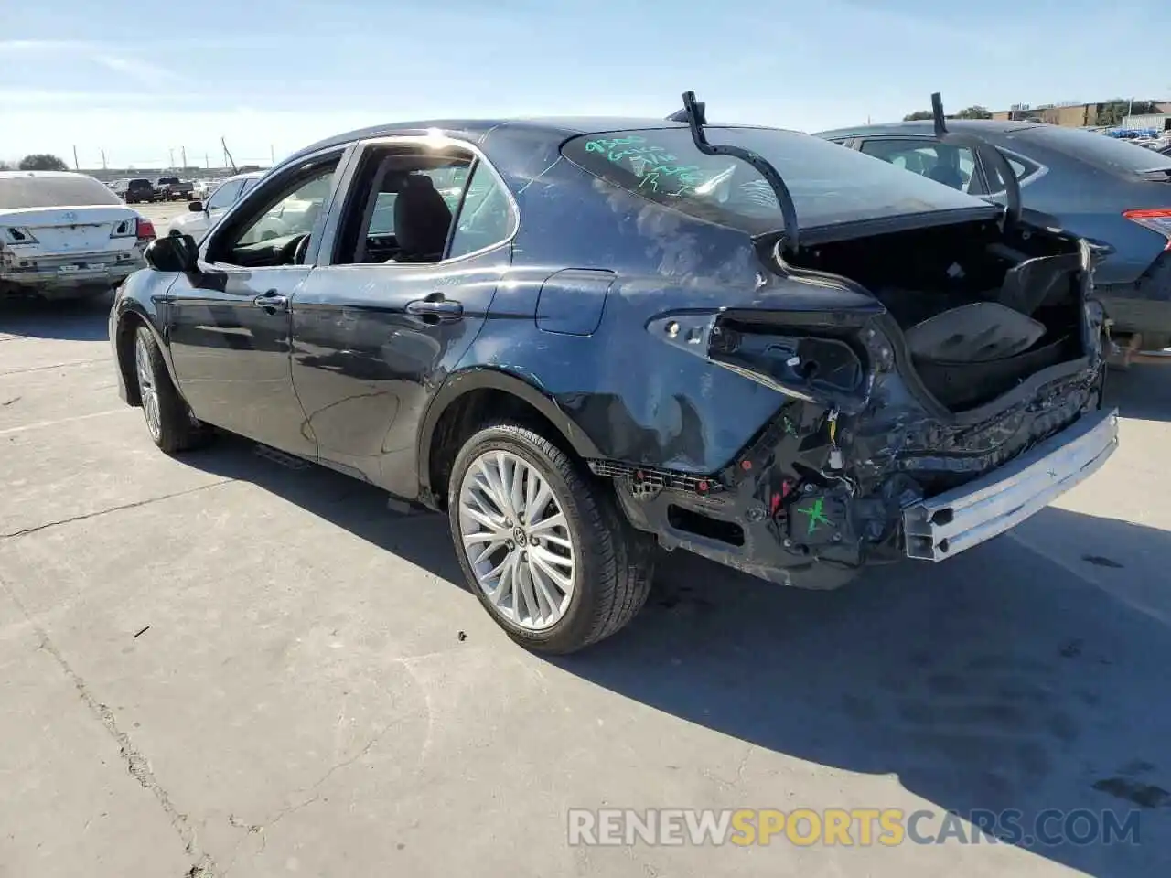 2 Photograph of a damaged car 4T1B11HK8KU819296 TOYOTA CAMRY 2019