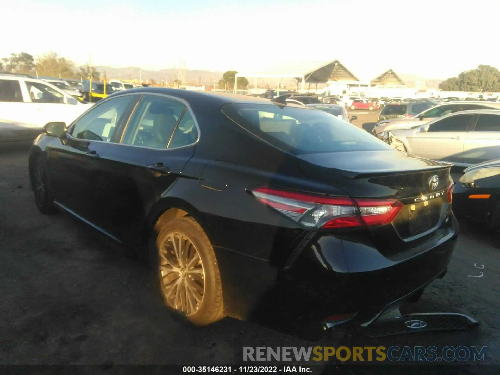 3 Photograph of a damaged car 4T1B11HK8KU819590 TOYOTA CAMRY 2019