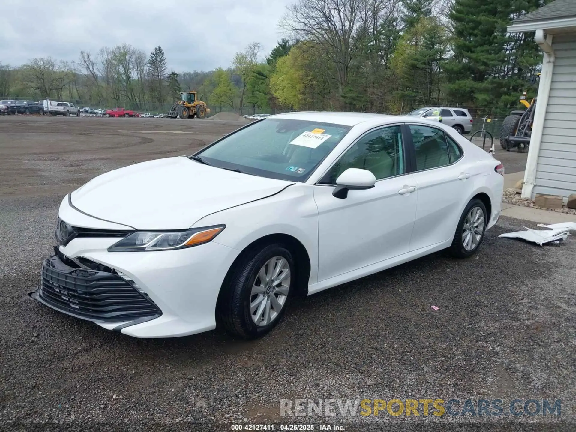 2 Photograph of a damaged car 4T1B11HK8KU819721 TOYOTA CAMRY 2019