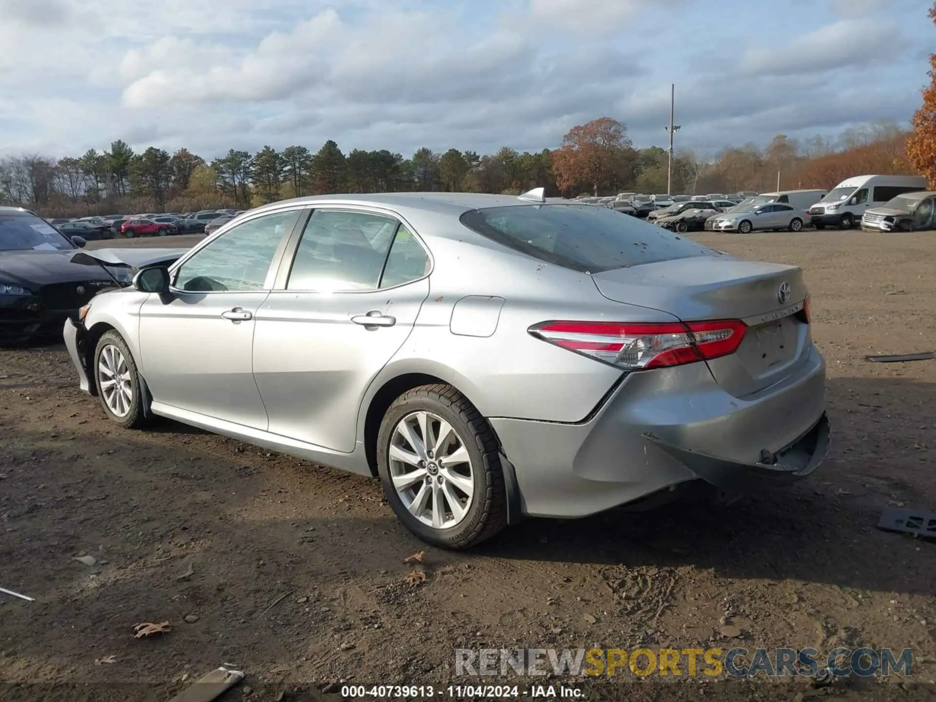 13 Photograph of a damaged car 4T1B11HK8KU819928 TOYOTA CAMRY 2019