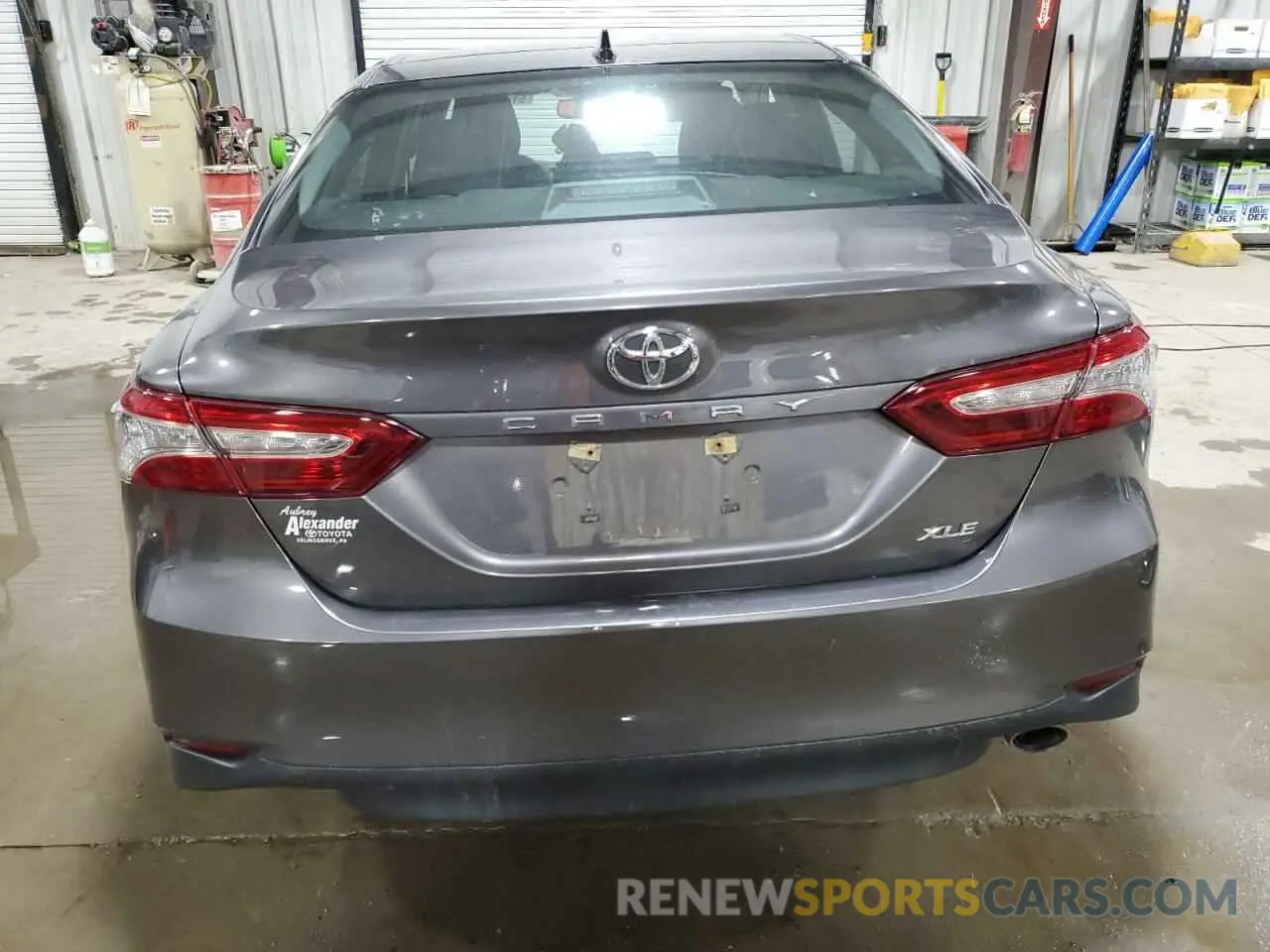 6 Photograph of a damaged car 4T1B11HK8KU820058 TOYOTA CAMRY 2019