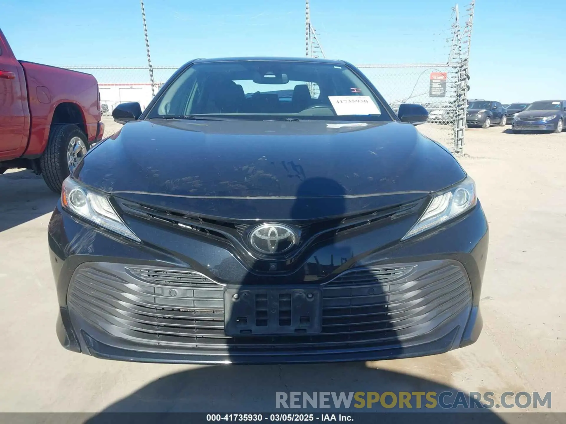13 Photograph of a damaged car 4T1B11HK8KU820433 TOYOTA CAMRY 2019