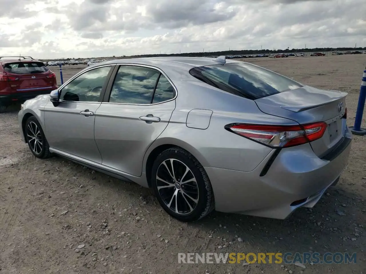 2 Photograph of a damaged car 4T1B11HK8KU821601 TOYOTA CAMRY 2019