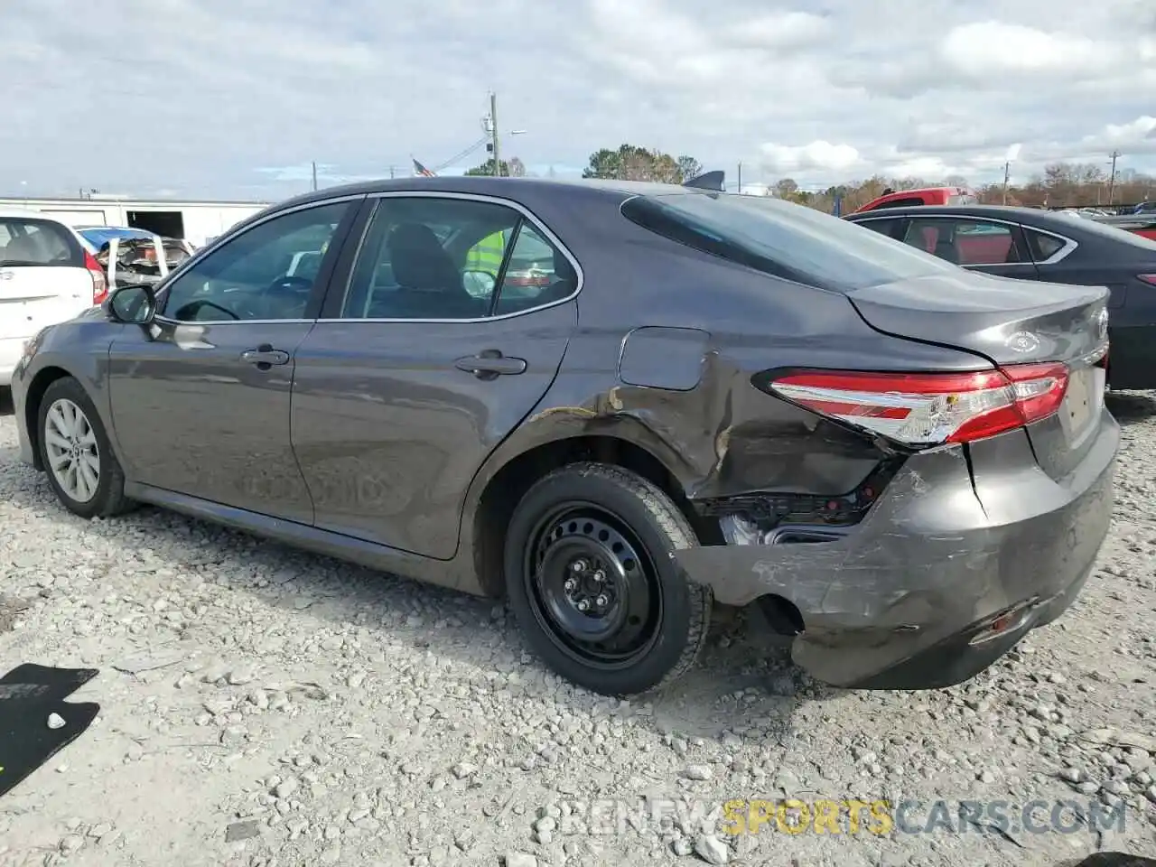 2 Photograph of a damaged car 4T1B11HK8KU823672 TOYOTA CAMRY 2019