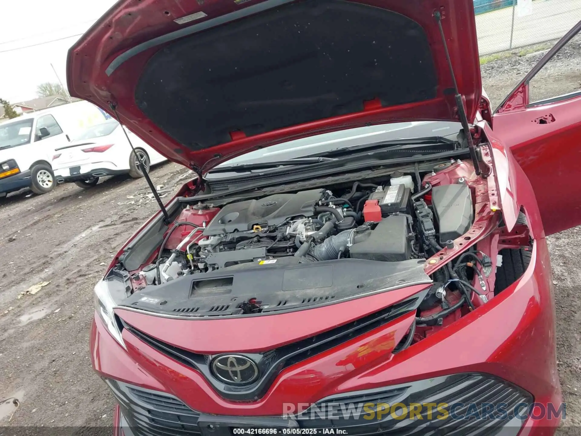 10 Photograph of a damaged car 4T1B11HK8KU823736 TOYOTA CAMRY 2019