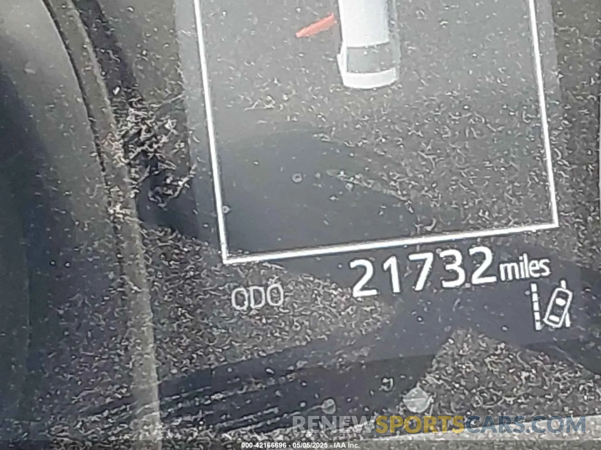 15 Photograph of a damaged car 4T1B11HK8KU823736 TOYOTA CAMRY 2019