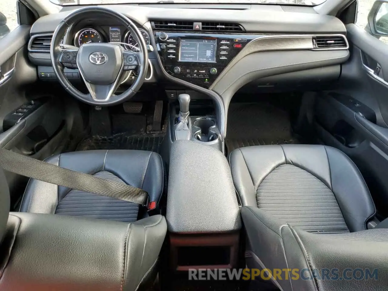 8 Photograph of a damaged car 4T1B11HK8KU826006 TOYOTA CAMRY 2019