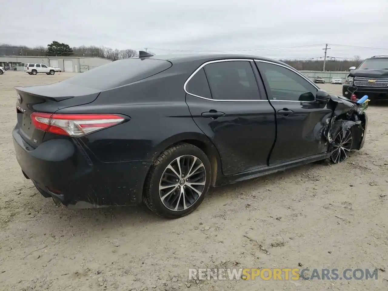 3 Photograph of a damaged car 4T1B11HK8KU828001 TOYOTA CAMRY 2019