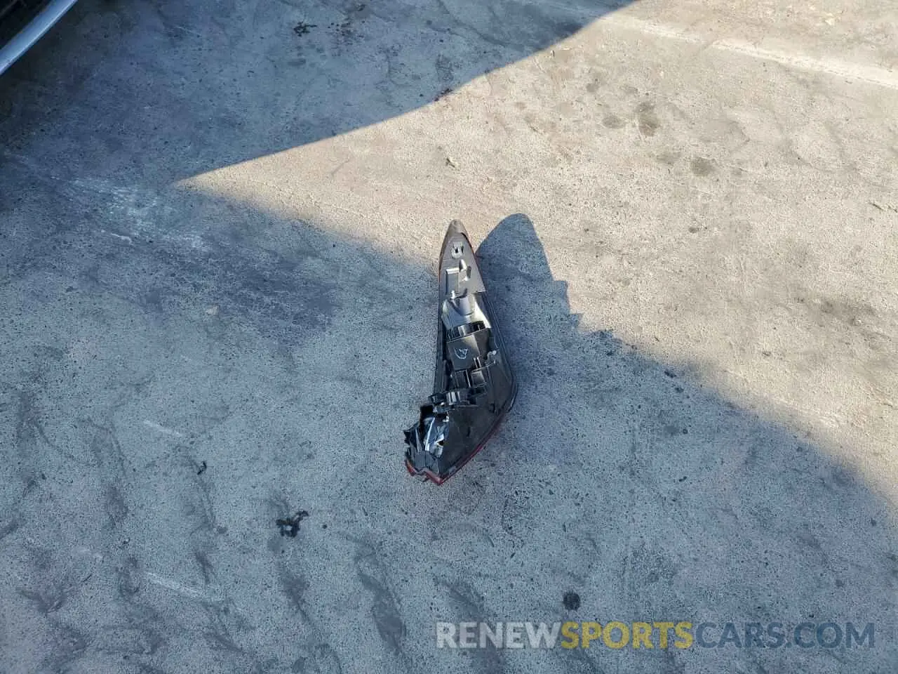 12 Photograph of a damaged car 4T1B11HK8KU829648 TOYOTA CAMRY 2019