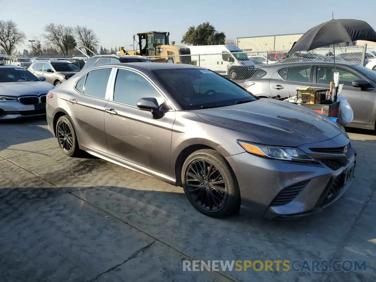 4 Photograph of a damaged car 4T1B11HK8KU829648 TOYOTA CAMRY 2019