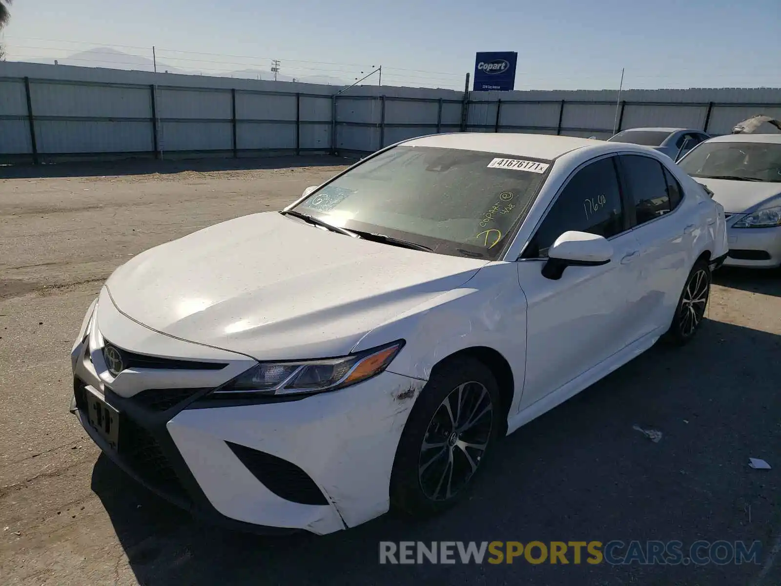 2 Photograph of a damaged car 4T1B11HK8KU831979 TOYOTA CAMRY 2019