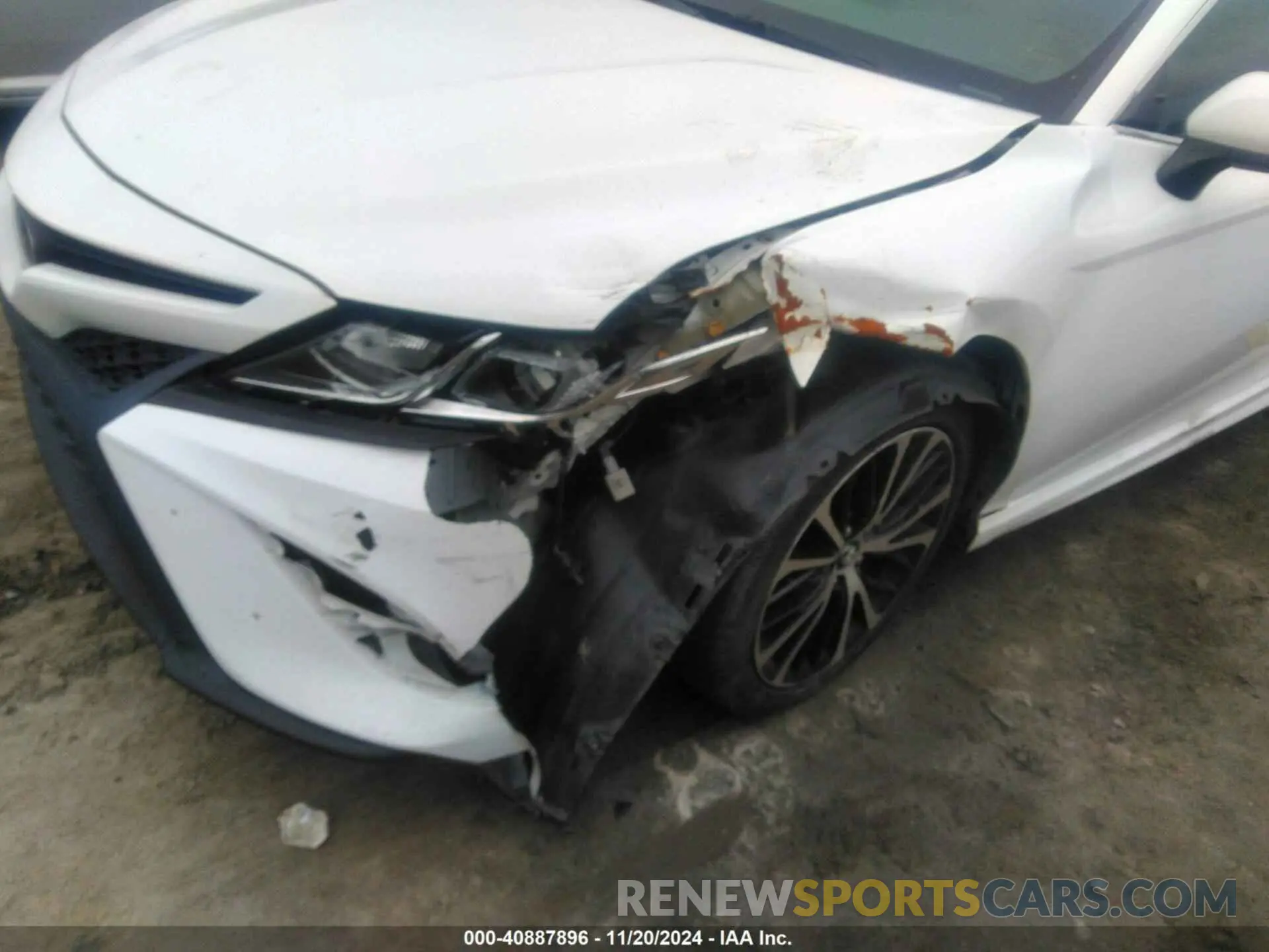 6 Photograph of a damaged car 4T1B11HK8KU836521 TOYOTA CAMRY 2019