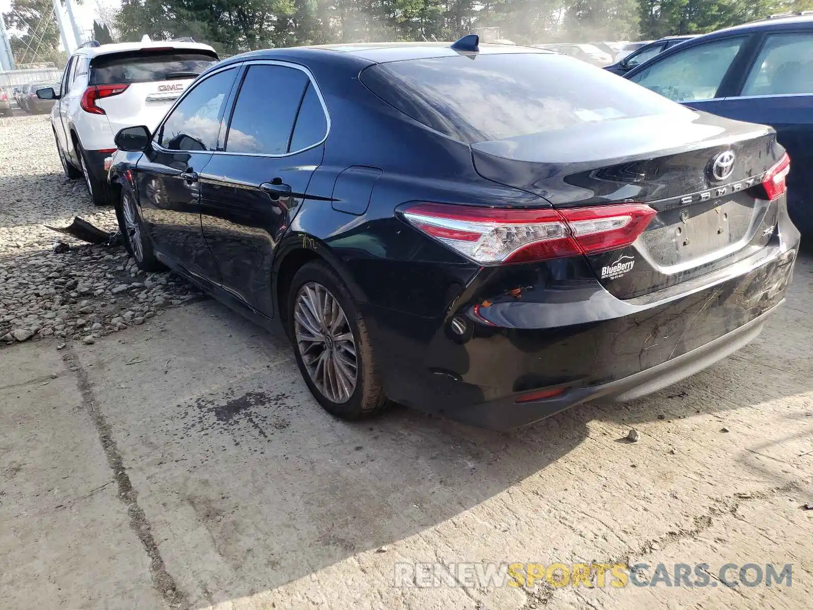 3 Photograph of a damaged car 4T1B11HK8KU838978 TOYOTA CAMRY 2019