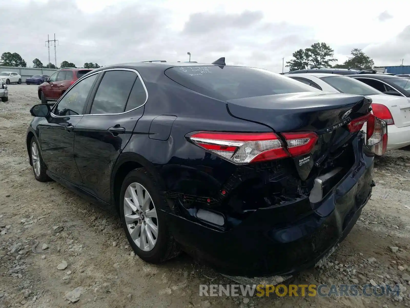 3 Photograph of a damaged car 4T1B11HK8KU840018 TOYOTA CAMRY 2019