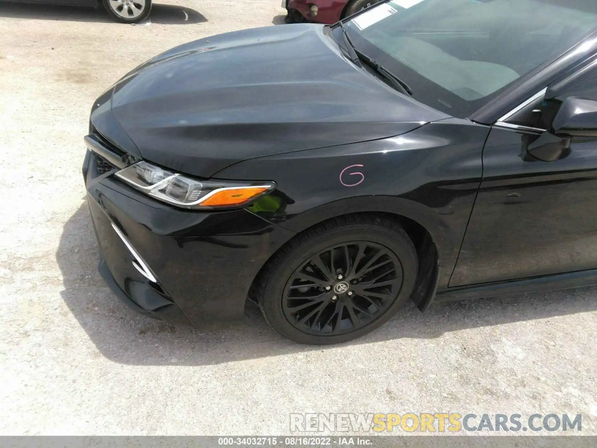 12 Photograph of a damaged car 4T1B11HK8KU846501 TOYOTA CAMRY 2019