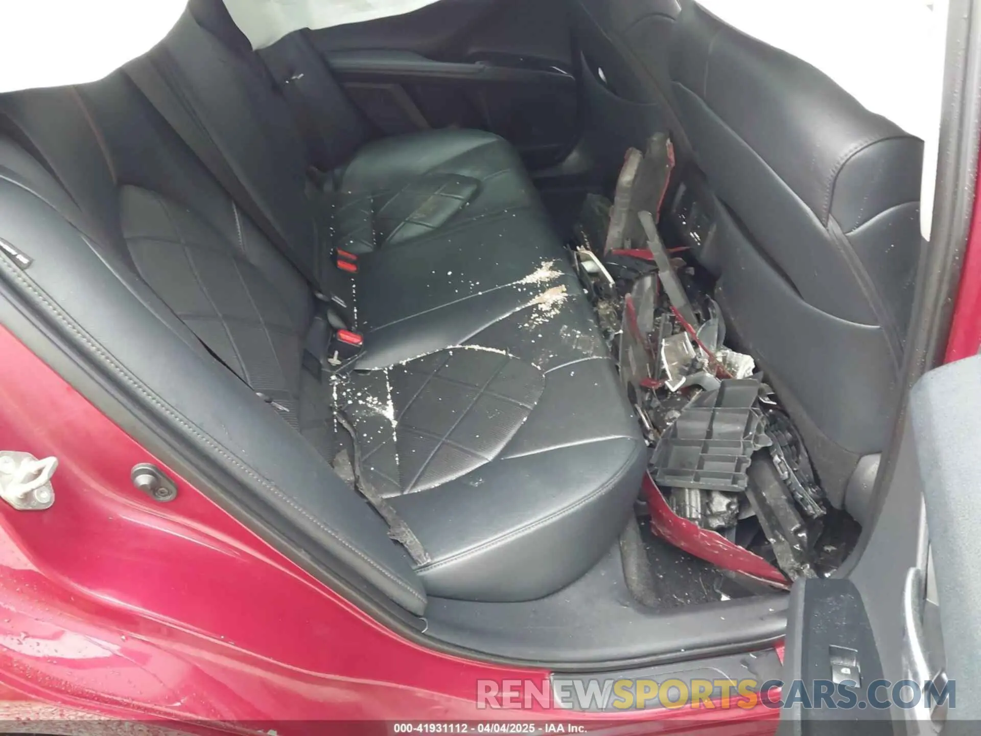 8 Photograph of a damaged car 4T1B11HK8KU848457 TOYOTA CAMRY 2019