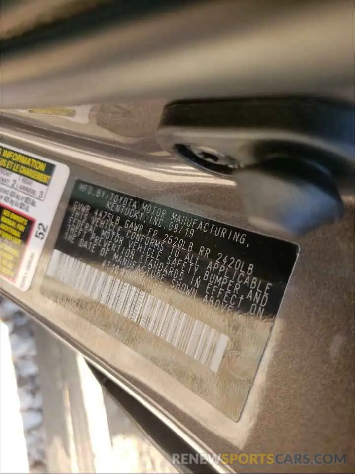 10 Photograph of a damaged car 4T1B11HK8KU851732 TOYOTA CAMRY 2019