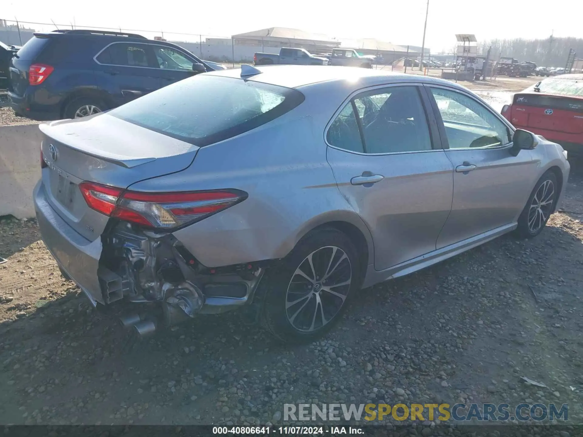 4 Photograph of a damaged car 4T1B11HK8KU856753 TOYOTA CAMRY 2019