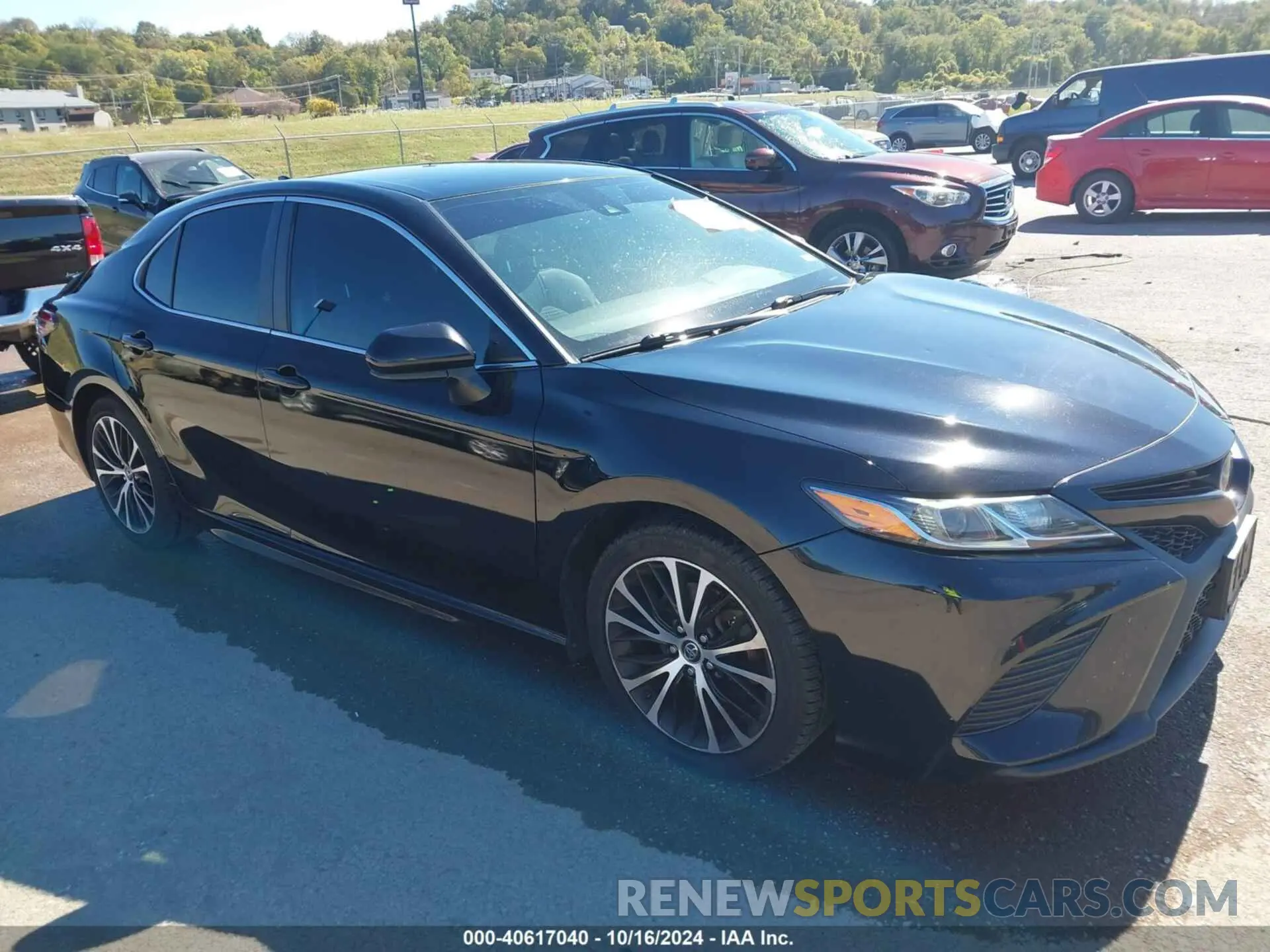 1 Photograph of a damaged car 4T1B11HK9KU160516 TOYOTA CAMRY 2019