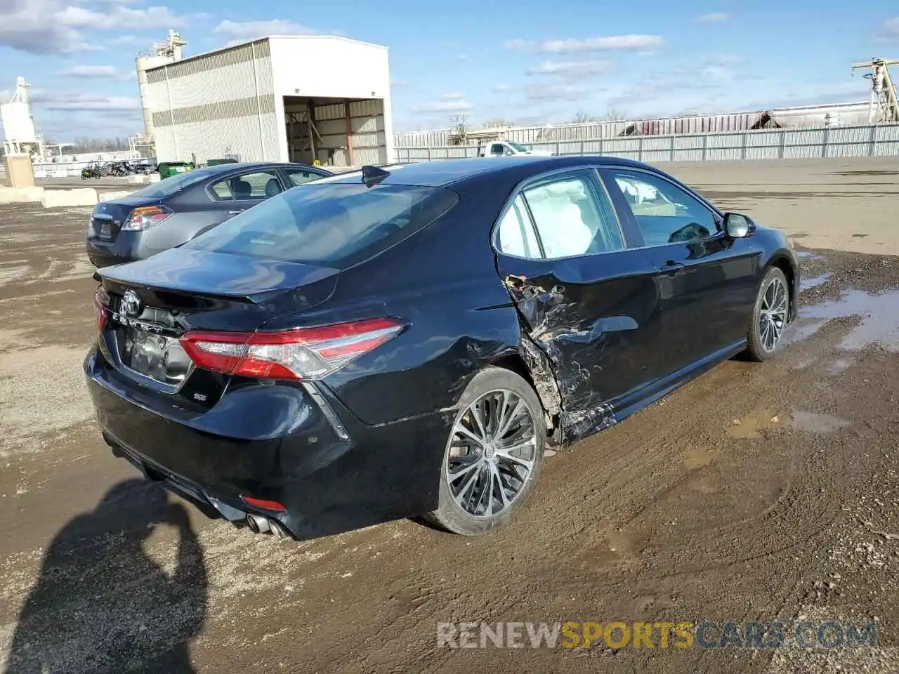 3 Photograph of a damaged car 4T1B11HK9KU174934 TOYOTA CAMRY 2019