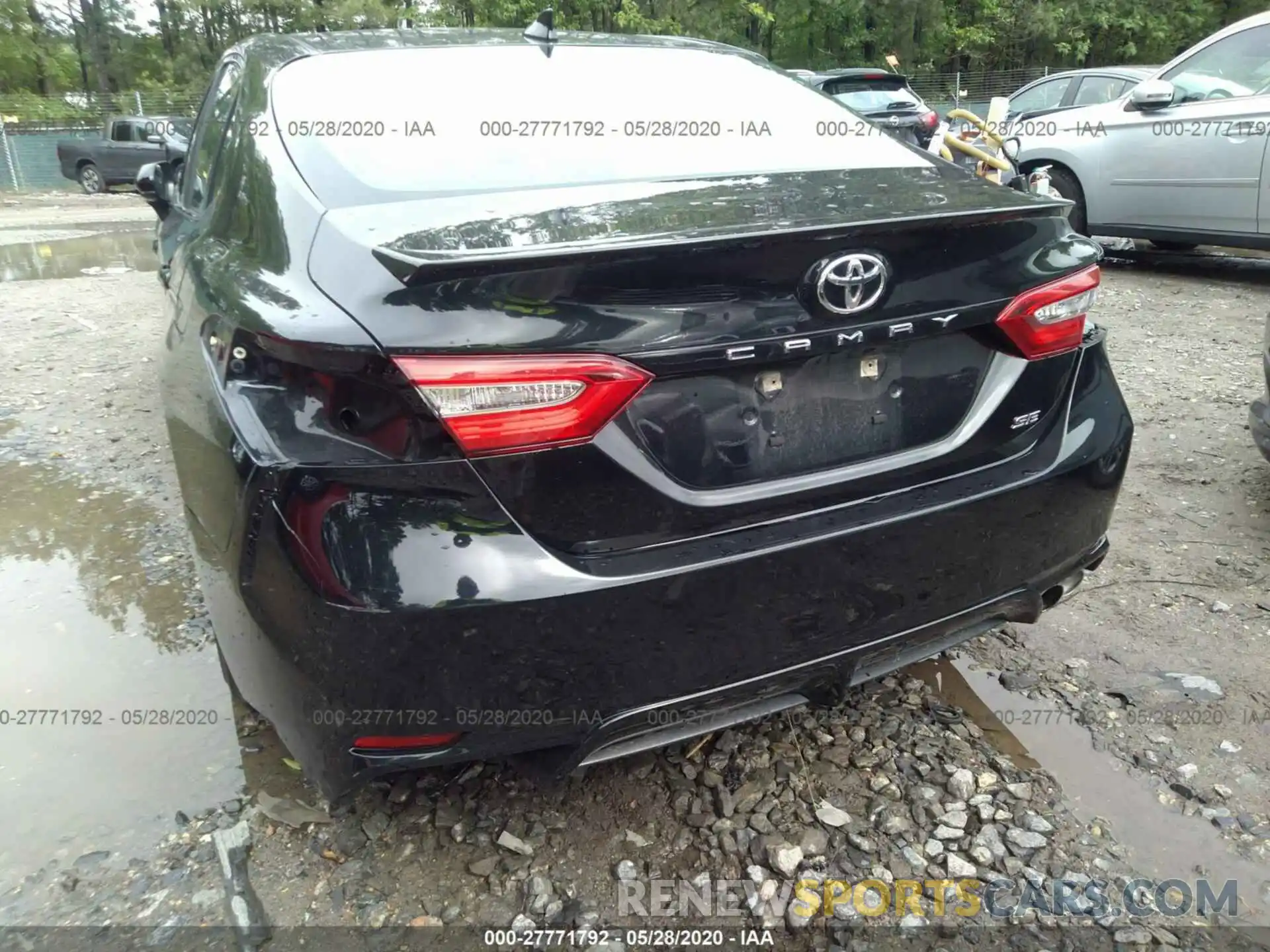 6 Photograph of a damaged car 4T1B11HK9KU176358 TOYOTA CAMRY 2019