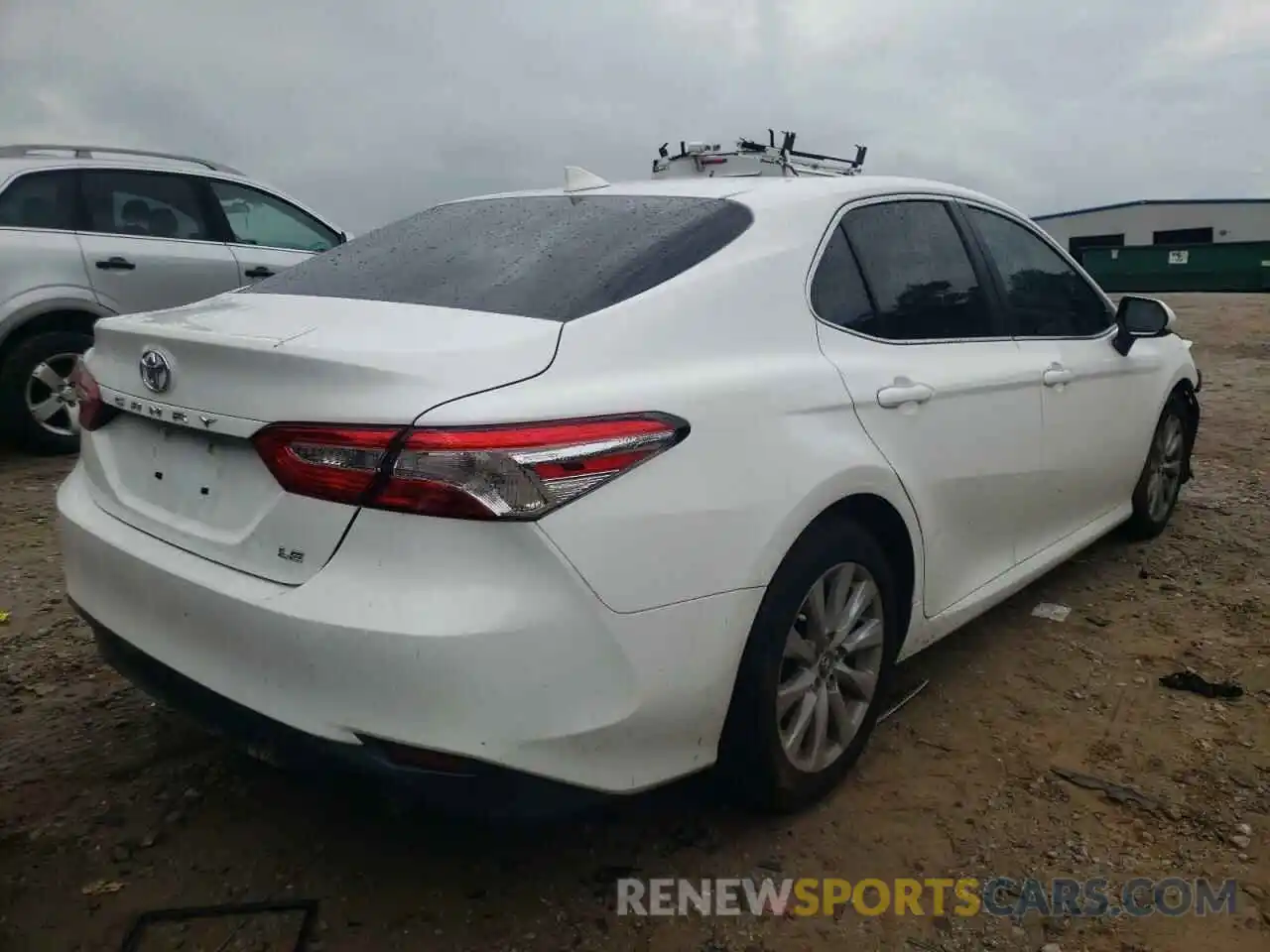 4 Photograph of a damaged car 4T1B11HK9KU178594 TOYOTA CAMRY 2019