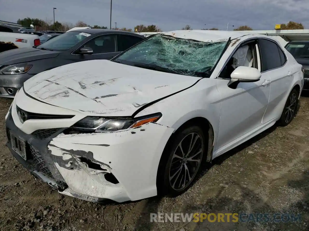 1 Photograph of a damaged car 4T1B11HK9KU184251 TOYOTA CAMRY 2019