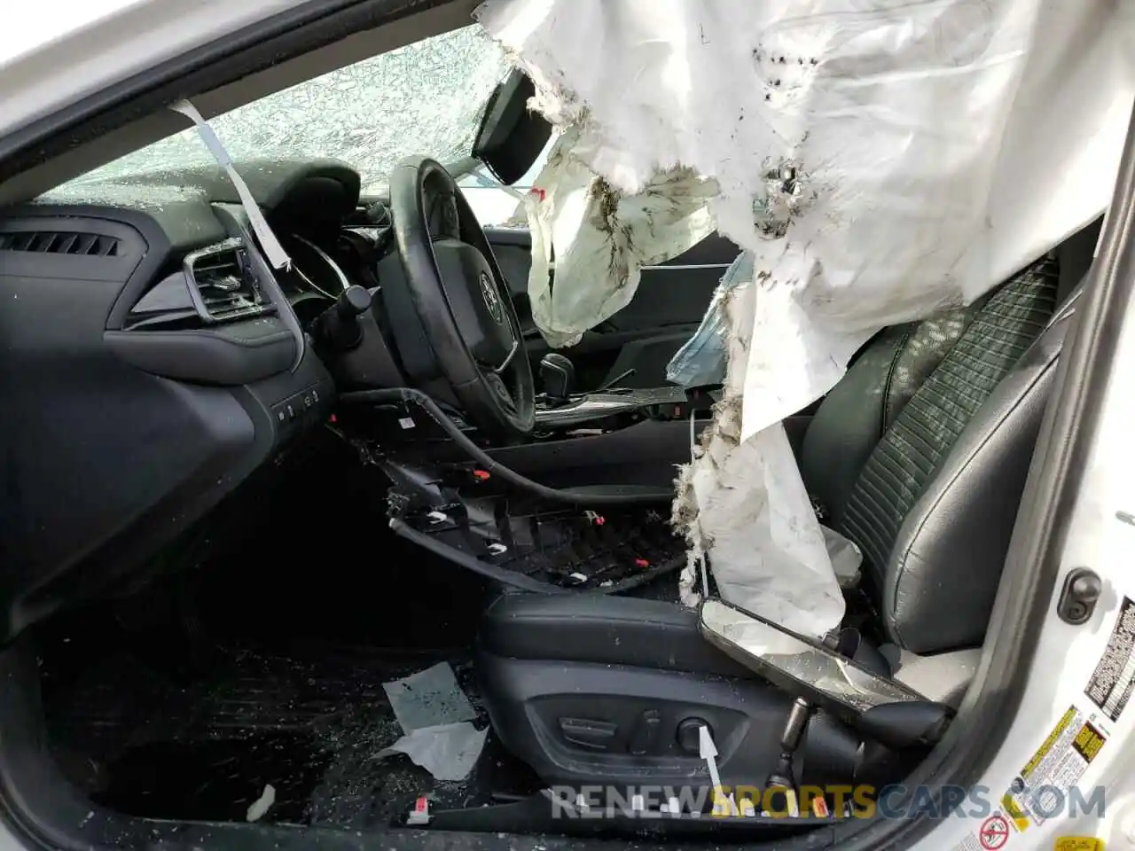 7 Photograph of a damaged car 4T1B11HK9KU184251 TOYOTA CAMRY 2019