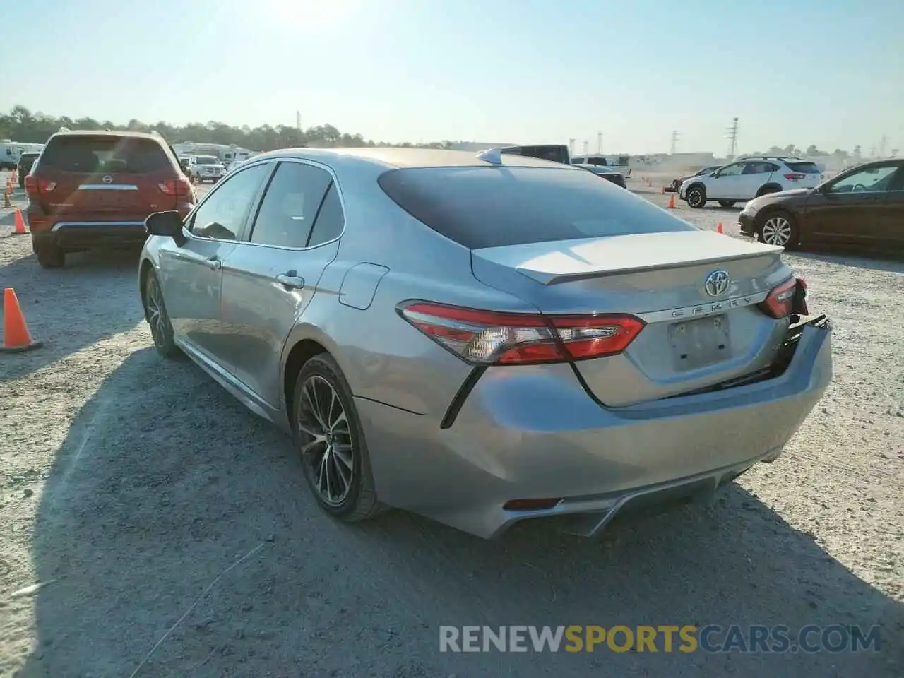 3 Photograph of a damaged car 4T1B11HK9KU185190 TOYOTA CAMRY 2019