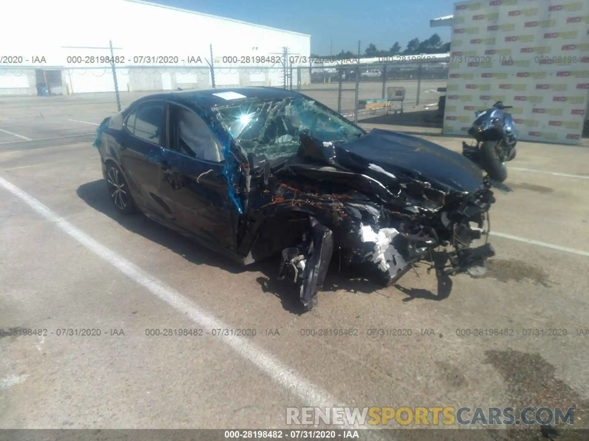 1 Photograph of a damaged car 4T1B11HK9KU188414 TOYOTA CAMRY 2019