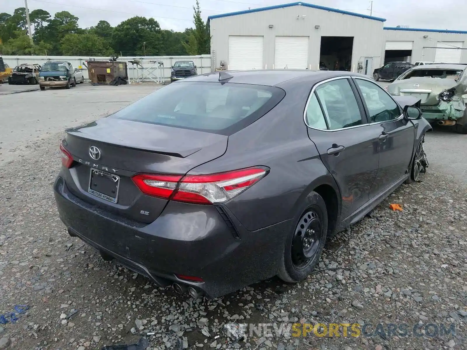 4 Photograph of a damaged car 4T1B11HK9KU193547 TOYOTA CAMRY 2019