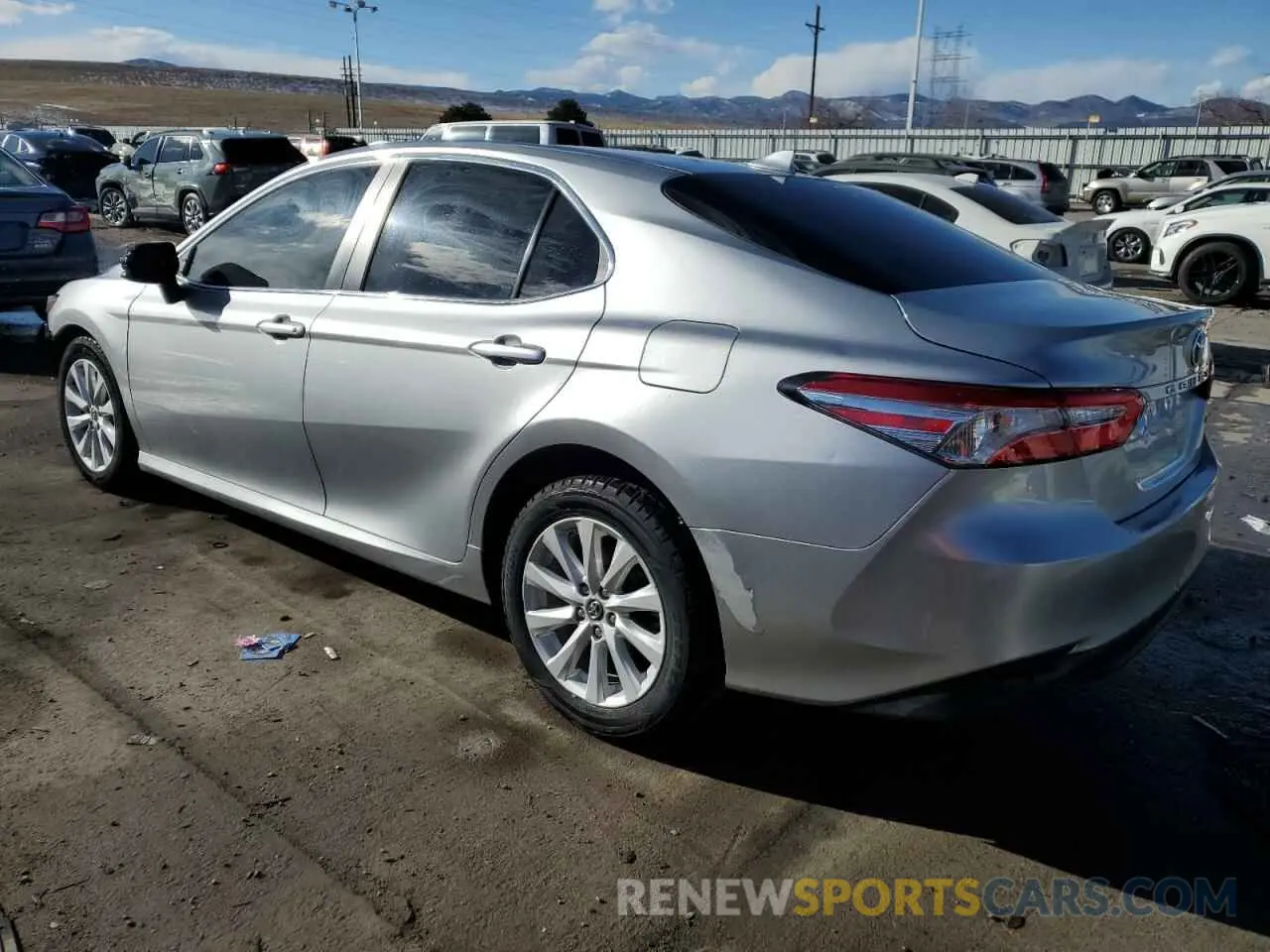 2 Photograph of a damaged car 4T1B11HK9KU195170 TOYOTA CAMRY 2019