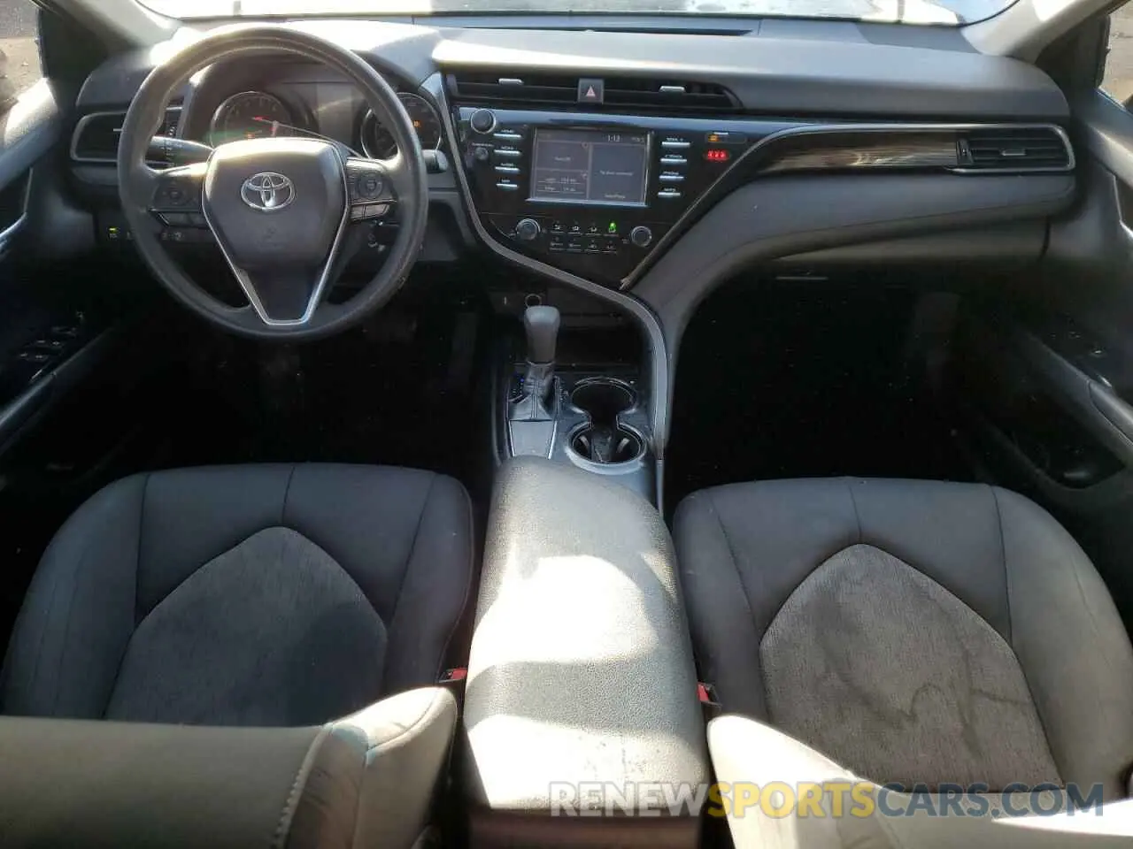 8 Photograph of a damaged car 4T1B11HK9KU195170 TOYOTA CAMRY 2019