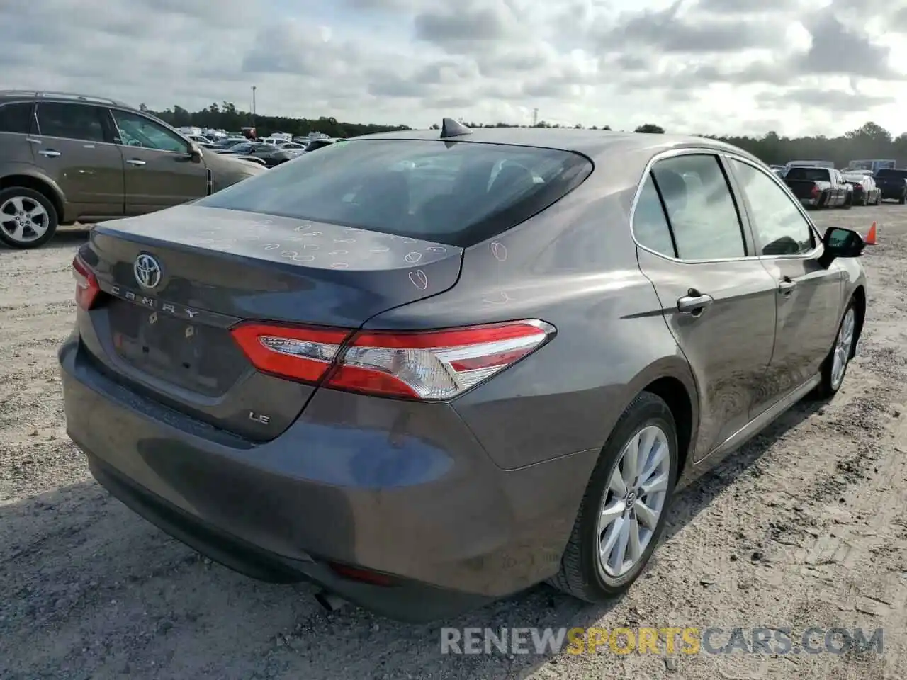 4 Photograph of a damaged car 4T1B11HK9KU195685 TOYOTA CAMRY 2019