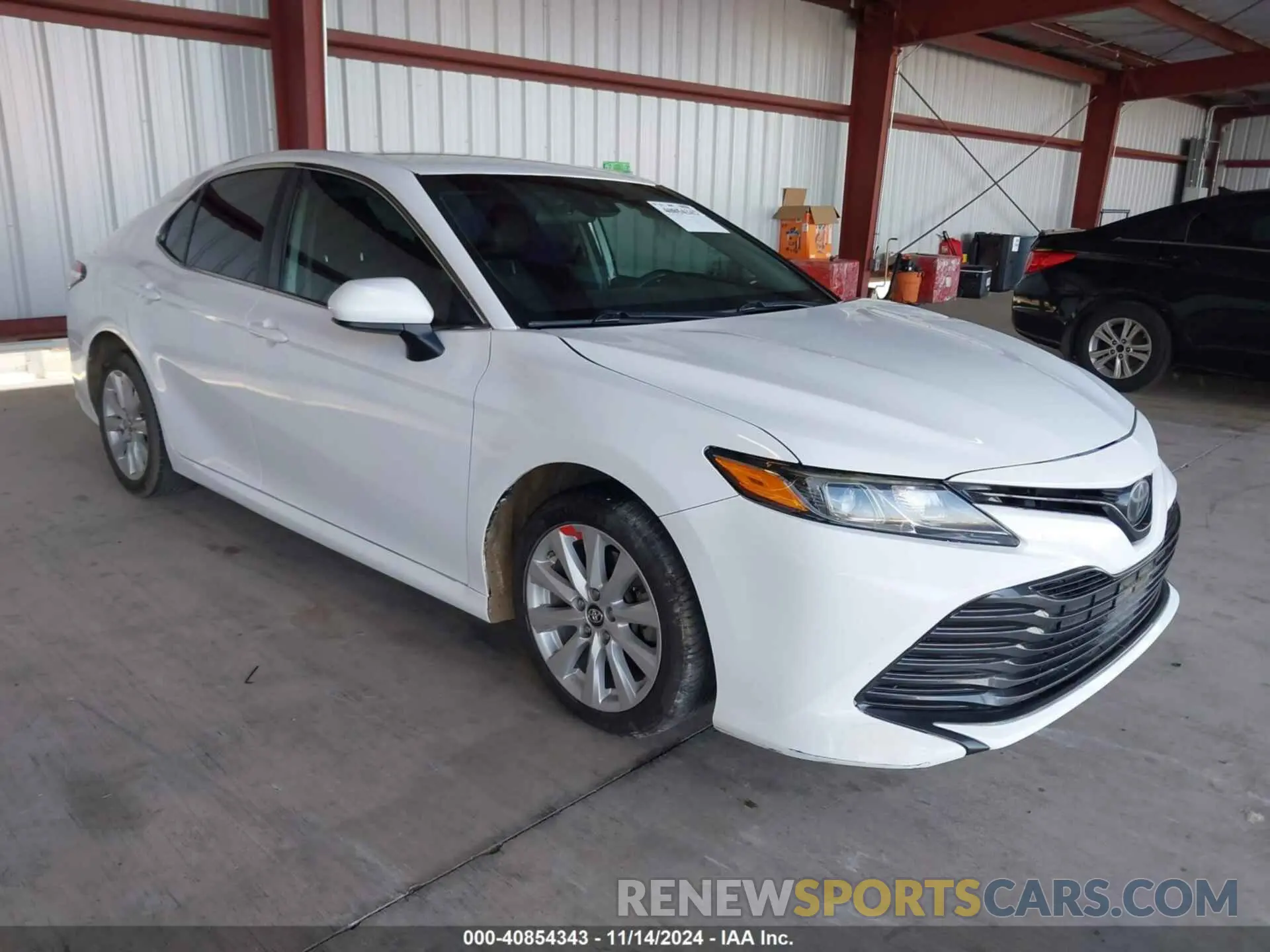 1 Photograph of a damaged car 4T1B11HK9KU197548 TOYOTA CAMRY 2019