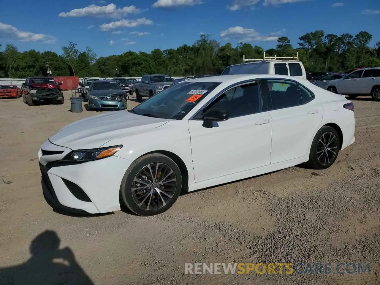 1 Photograph of a damaged car 4T1B11HK9KU198005 TOYOTA CAMRY 2019