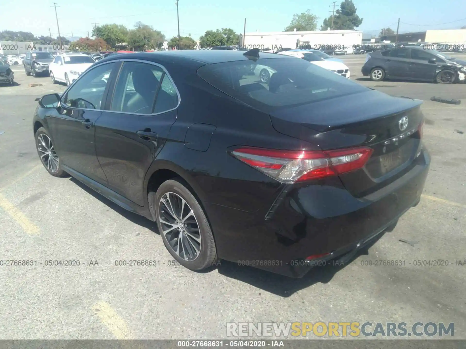 3 Photograph of a damaged car 4T1B11HK9KU1A3505 TOYOTA CAMRY 2019