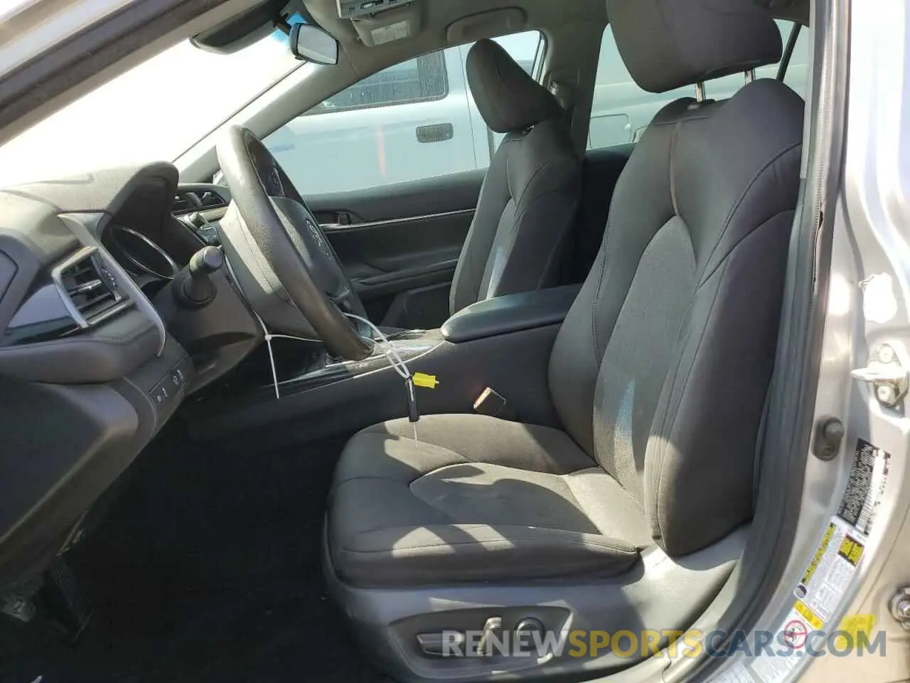7 Photograph of a damaged car 4T1B11HK9KU206023 TOYOTA CAMRY 2019