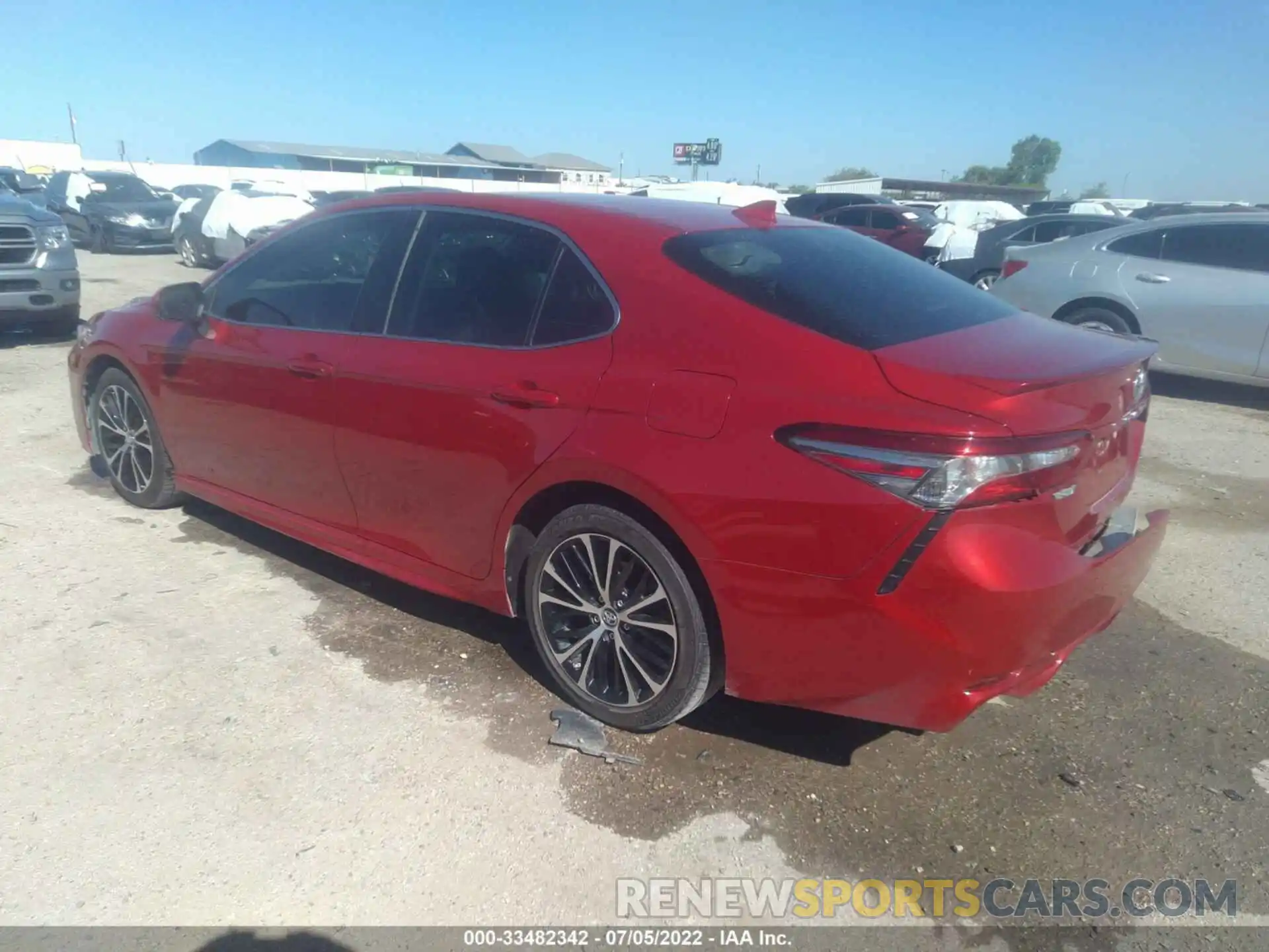 3 Photograph of a damaged car 4T1B11HK9KU207513 TOYOTA CAMRY 2019